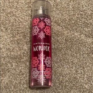 Bath and Body Works Winterberry Wonder (used)